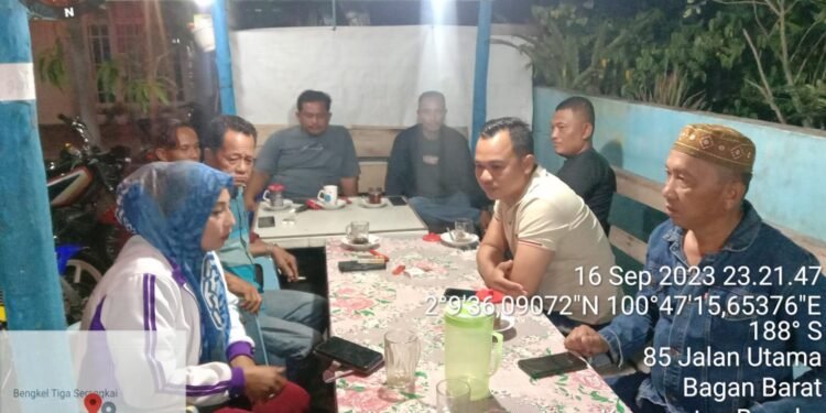 Guna Mencegah Kamtibmas, Lurah Bersama Bhabinkamtibmas, Babinsa dan Ketua RT Lakukan Patroli Malam