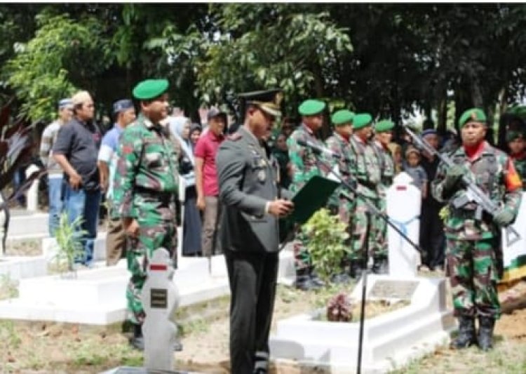 Serda Syaiful Anwar korban kecelakaan bus ELDIVO di makamkan secara militer