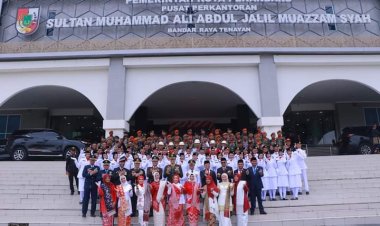 Pekanbaru Siap Pertahankan Penghargaan Kemendagri Berkat Gerakan Pembagian 10 Juta Bendera Merah Putih