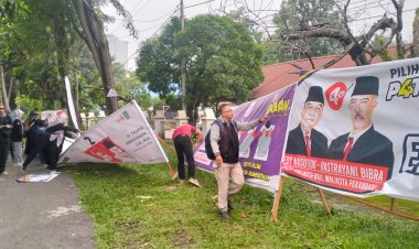 Masa Tenang: KPU, Bawaslu, dan Satpol PP Pekanbaru Bersinergi Tertibkan APK Paslon Pilkada 2024