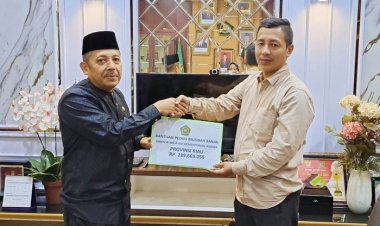Kanwil Kemenag Riau Salurkan Rp 289 Juta Bantuan Peduli Banjir