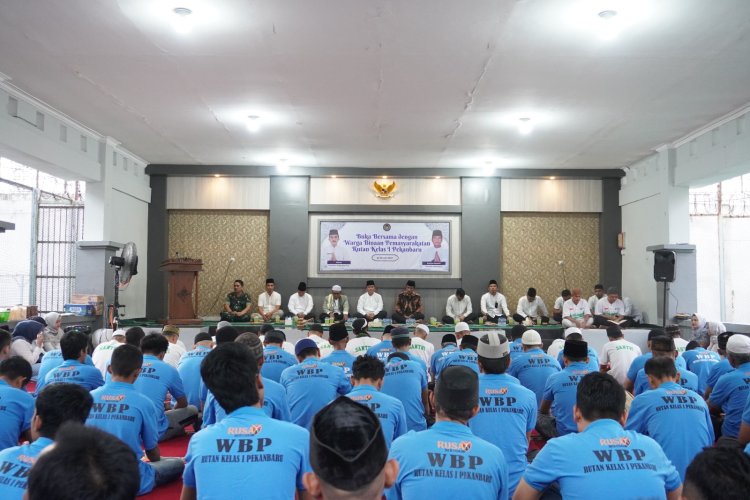 Buka Puasa Bersama Warga Binaan, Kakanwil Ditjenpas Riau: Ramadhan adalah Bulan Penuh Berkah