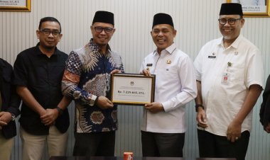 KPU Indragiri Hilir Kembalikan Dana Hibah Pilkada Yang Tidak Terpakai