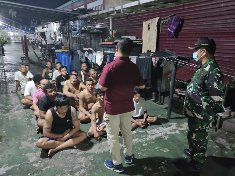 Berantas Peredaran Gelap Narkoba dan Modus Penipuan, Tim Gabungan Gelar Razia Gabungan