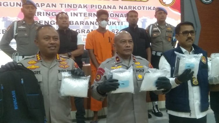 Selundupkan Sabu 12,8 Kg Dari Malaysia, Kurir Jaringan Internasional di Tangkap