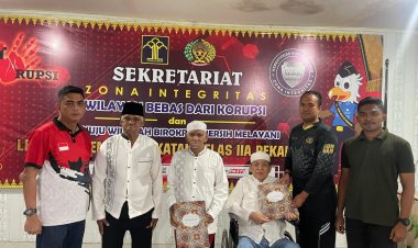 Warga Binaan Lansia di Lapas Pekanbaru Dapat Remisi