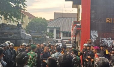 Aksi Massa Ojol di Mako Brimob Kwitang, Tuntut Keadilan atas Tragedi Affan Kurniawan