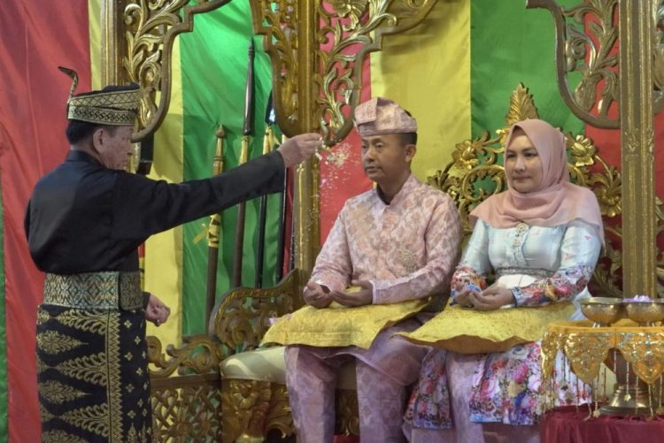 Danpussenkav Mayjen Eko Susetyo Disambut Tepuk Tepung Tawar LAMR