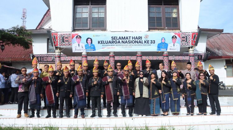 Pemkab Dairi, Peringati Harganas Ke-33 Tahun 2026, Wabub Bertindak Sebagai Inspektur Upacara